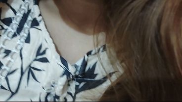 Arsal se folla a su hermanastra Priya en la habitación