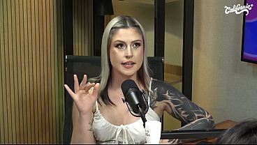 Clara Wellen y sus amigas calientan la entrevista en California TV