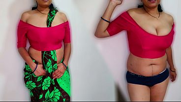 La sirvienta con tetas grandes te chupa la verga y luego te monta como una diosa