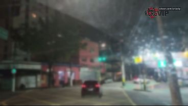 Puta en el callejón se traga toda la leche caliente