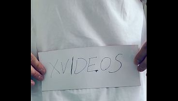 Verificación de mi coño mojado con este semental