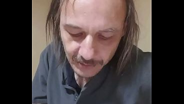 Vieja loca se empala con la polla de un solo chico